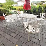 Mit Terrasse Am Jakobsberg Ockenheim