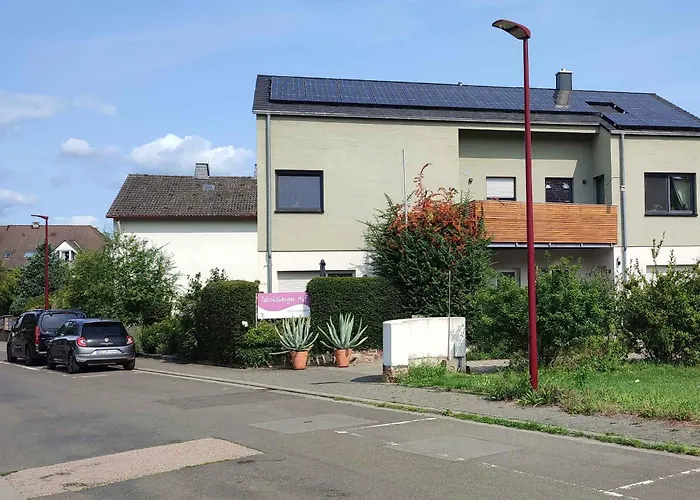 Mit Terrasse Am Jakobsberg 게스트하우스 3*